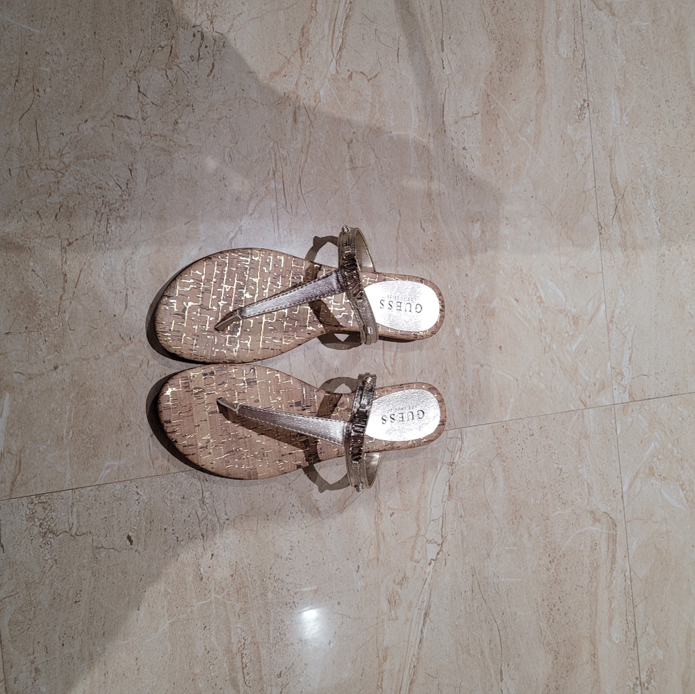 Guess Sandals - Picture 4 of 6